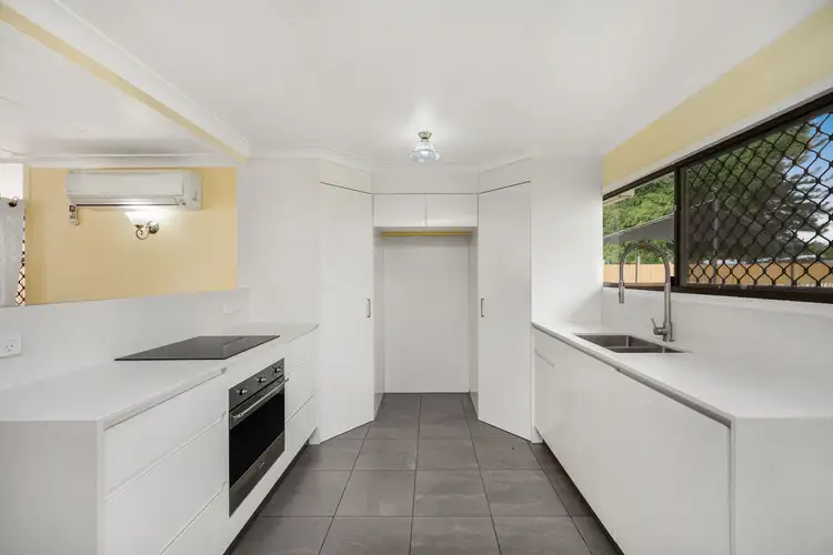 Fourth view of Homely house listing, 10 Thorburn Court, Kelso QLD 4815