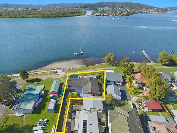 4 North Burge Road, Woy Woy NSW 2256