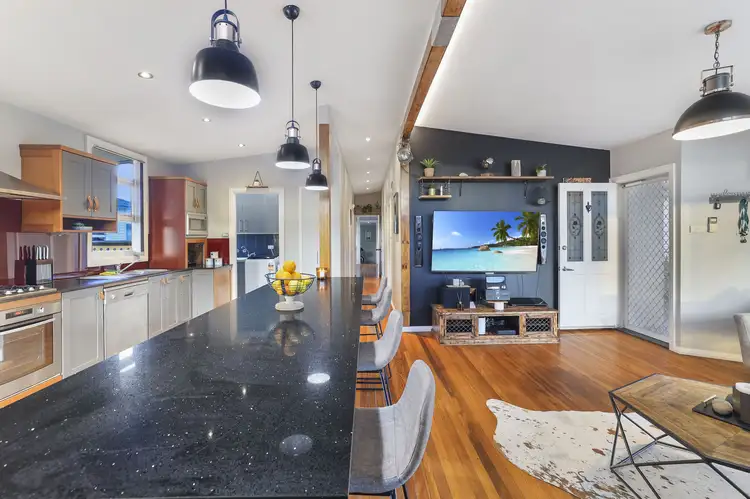 Fifth view of Homely house listing, 17 Weir Crescent, Lurnea NSW 2170