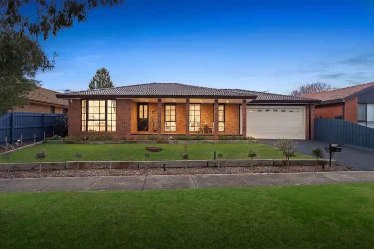 20 Azalea Avenue, Mill Park VIC 3082
