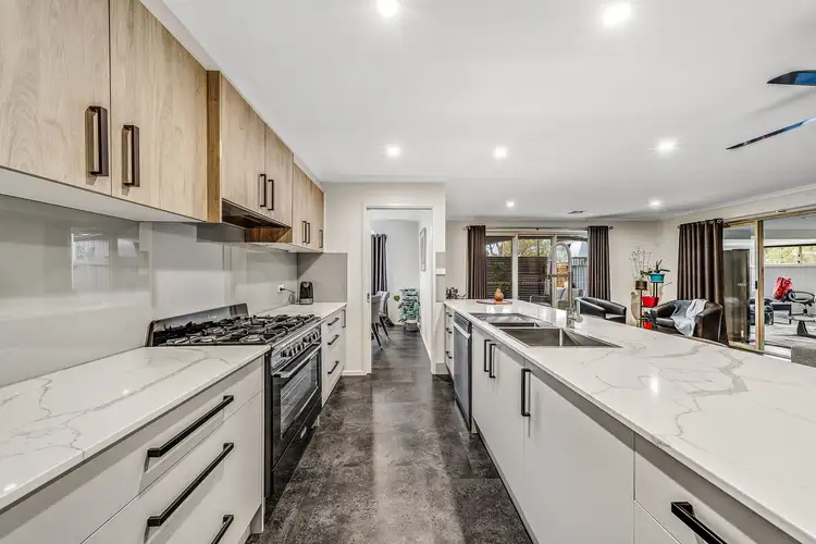 Second view of Homely house listing, 39 Sunshine Loop, Dunlop ACT 2615