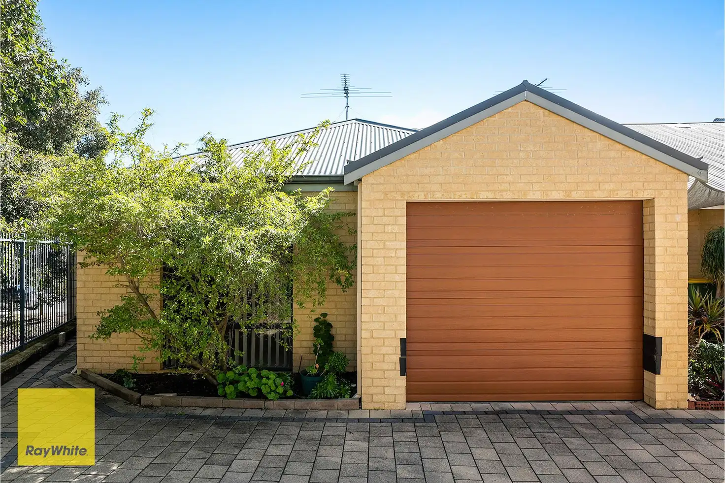 Main view of Homely unit listing, 4/23 Maida Vale Road, Maida Vale WA 6057