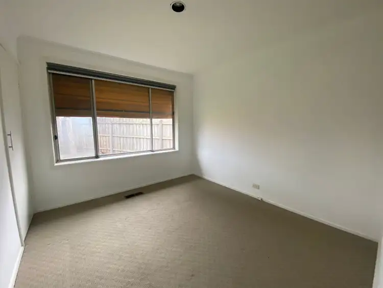 Fifth view of Homely house listing, 4 Wembley Court, Thomastown VIC 3074