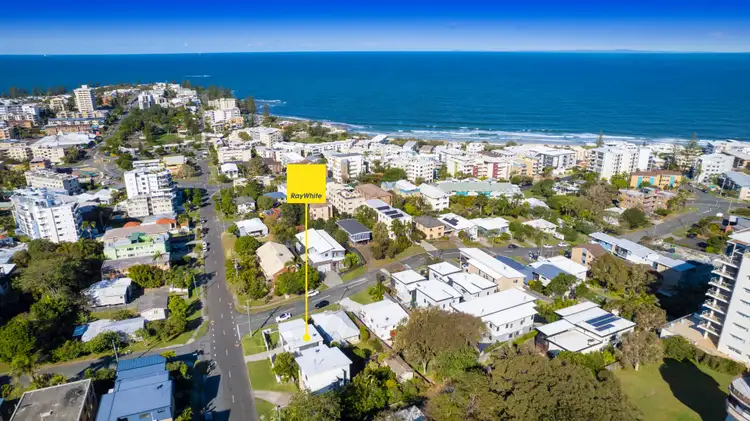 8 Upper Gay Terrace, Kings Beach QLD 4551