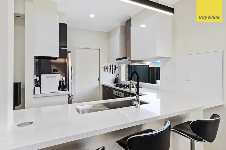 Fifth view of Homely unit listing, 33 Adams Street, St Albans VIC 3021