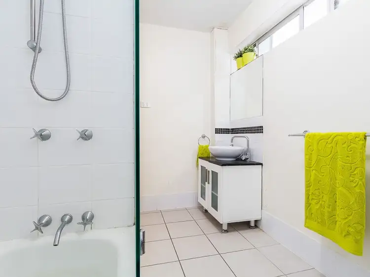 Sixth view of Homely apartment listing, 3/42 Brook Street, South Brisbane QLD 4101