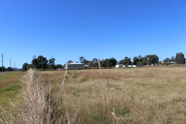 Second view of Homely house listing, 2 Redwood Drive, Brightview QLD 4311