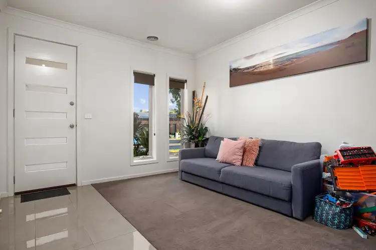 Fifth view of Homely house listing, 19 Gunther Way, Wollert VIC 3750