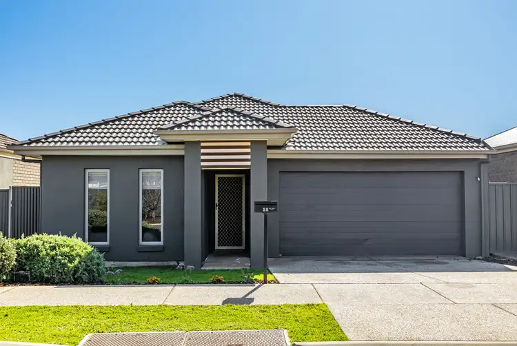 28 Queensberry Way