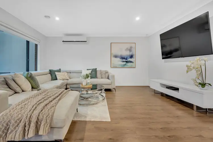 Fifth view of Homely house listing, 46 Scoria Circuit, Craigieburn VIC 3064