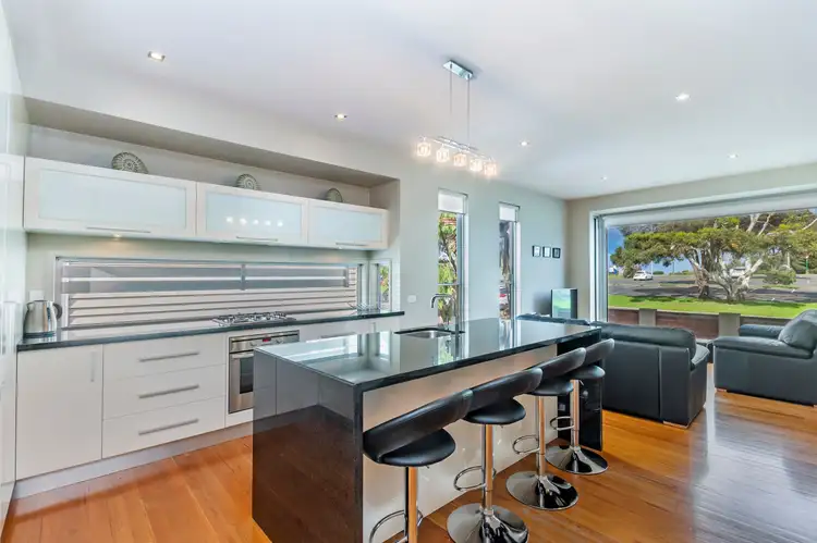 Fifth view of Homely house listing, 1/104 Merri Street, Warrnambool VIC 3280