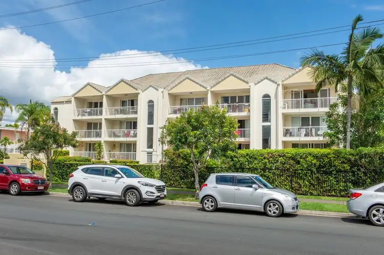 Third view of Homely apartment listing, 1/16 Stanhill Drive, Chevron Island QLD 4217