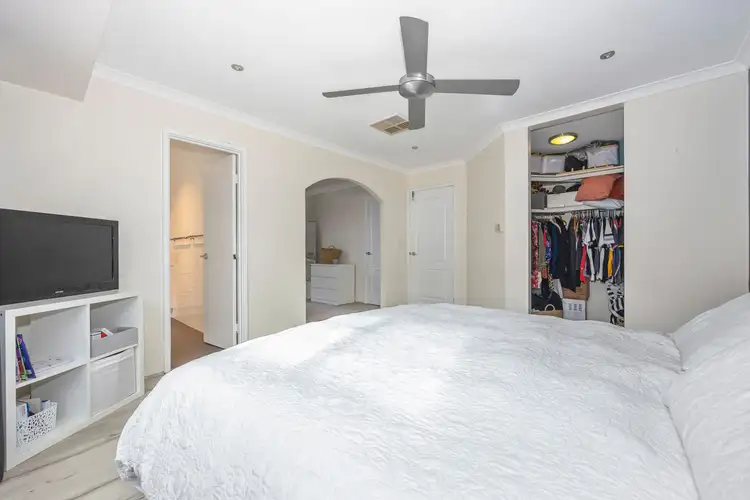 Sixth view of Homely house listing, 5 Edgeview Mews, Ballajura WA 6066