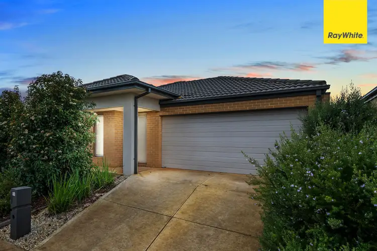 10 Robinson Drive, Weir Views VIC 3338