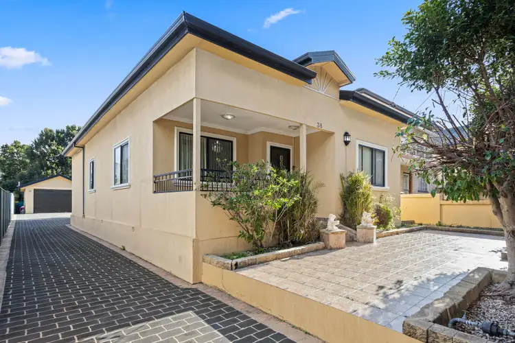 38 Wolli Creek Road, Banksia NSW 2216