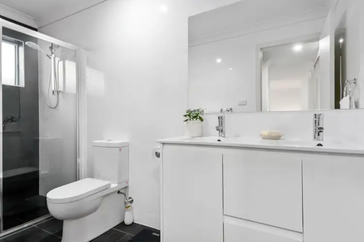 Sixth view of Homely villa listing, 6/102 Kanahooka Road, Kanahooka NSW 2530