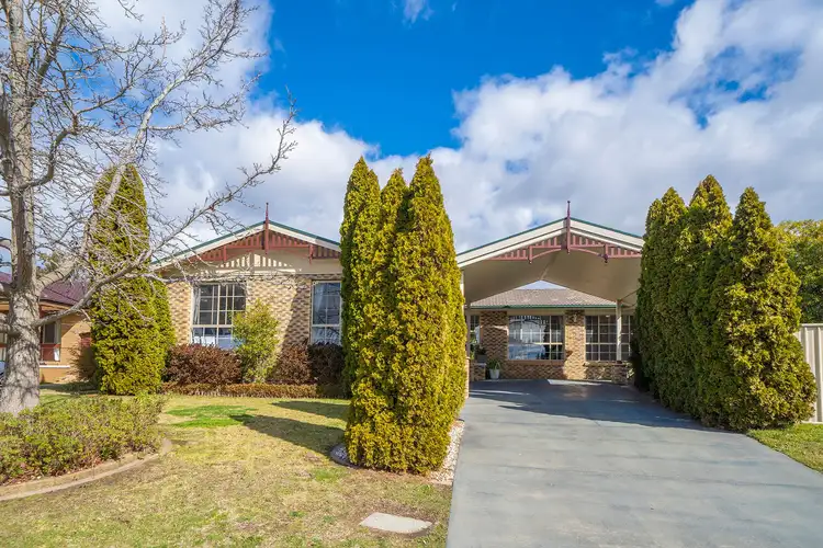 Second view of Homely house listing, 3 Hunt Place, Crestwood NSW 2620