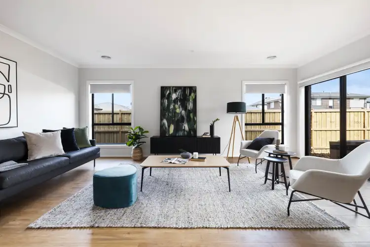 1 Taro Walk, Rockbank VIC 3335