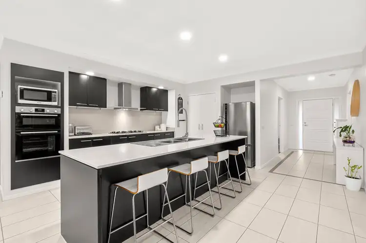 Second view of Homely house listing, 27 Tarwin Drive, Mernda VIC 3754