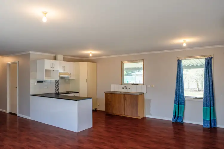 Fifth view of Homely house listing, 6 Howie Drive, Renmark SA 5341