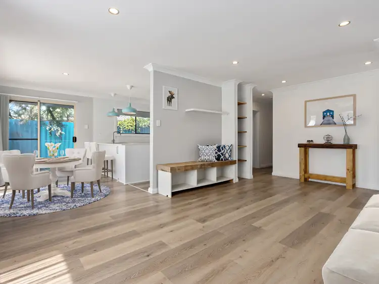 7 Unnaro Street, Hillman WA 6168