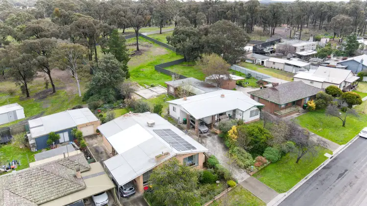 Fifth view of Homely house listing, 9 Cowper Street, North Bendigo VIC 3550