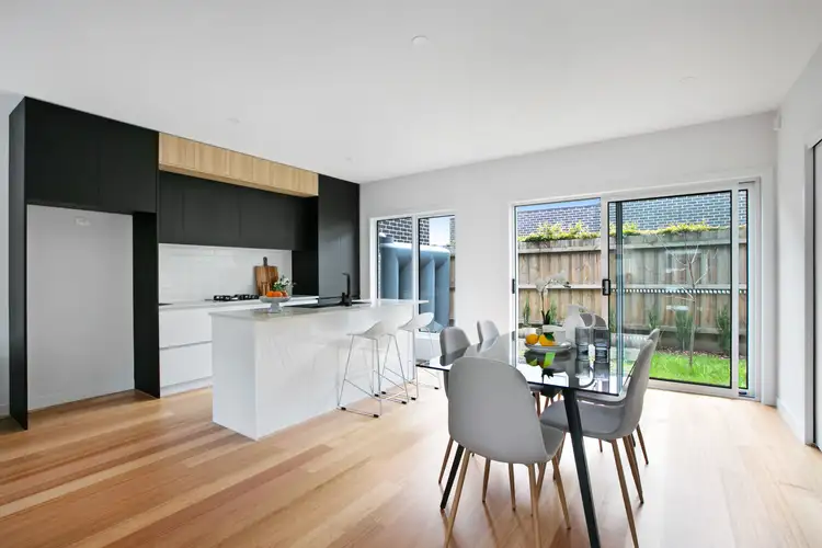 Fourth view of Homely townhouse listing, 2/9 Poplar Crescent, Bellfield VIC 3081