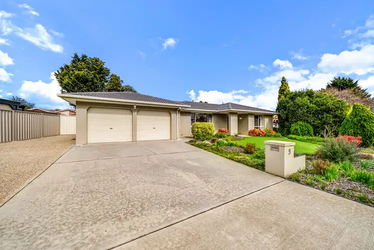 9 Merrett Gardens, Gordon ACT 2906