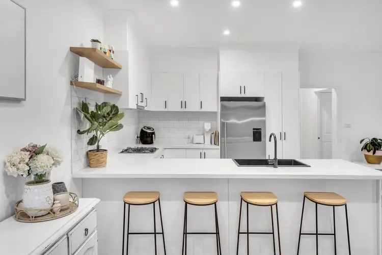 Fourth view of Homely house listing, 10 Mittagong Rise, Craigieburn VIC 3064