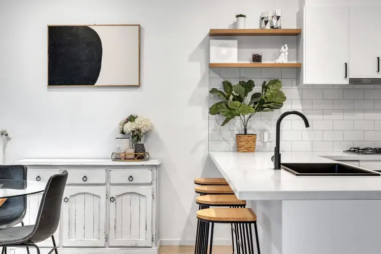 Fifth view of Homely house listing, 10 Mittagong Rise, Craigieburn VIC 3064