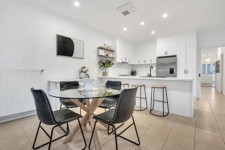 Seventh view of Homely house listing, 10 Mittagong Rise, Craigieburn VIC 3064