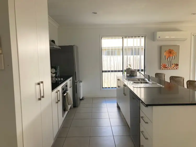 Fifth view of Homely house listing, 10 Clancy Court, Rothwell QLD 4022