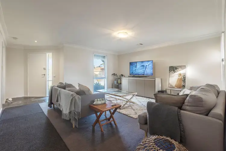 Second view of Homely house listing, 25 Bianca Drive, Aspendale Gardens VIC 3195
