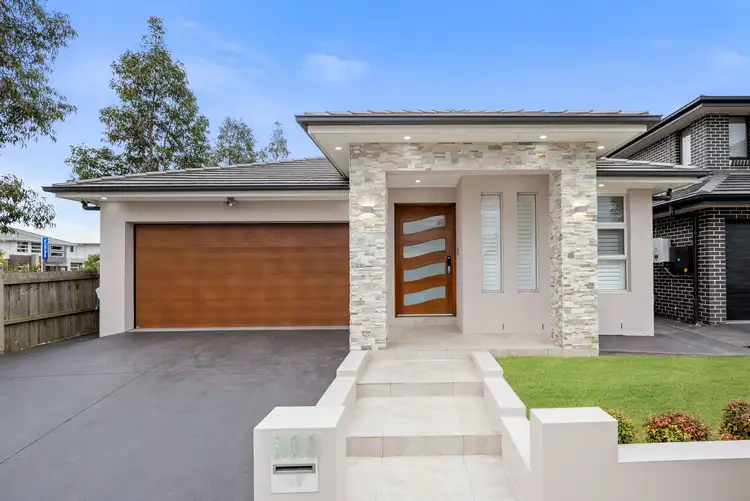 342 South Circuit, Oran Park NSW 2570