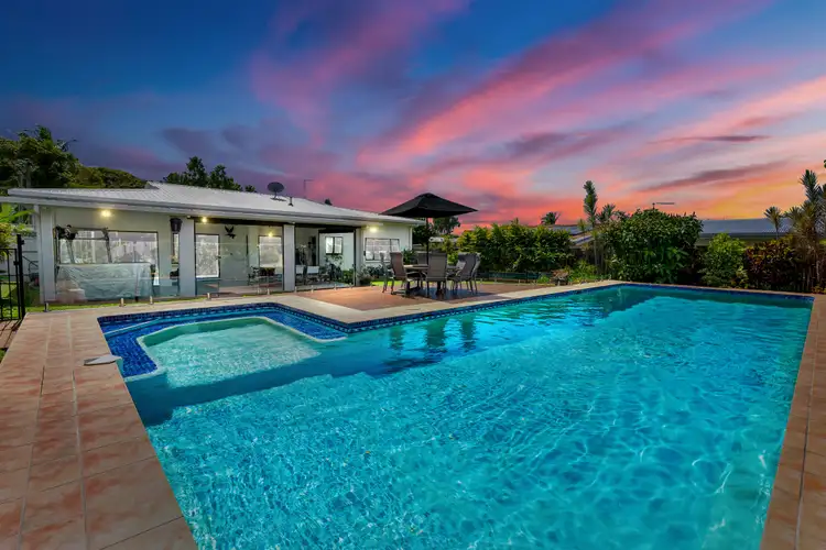 63 Terebra Street, Palm Cove QLD 4879
