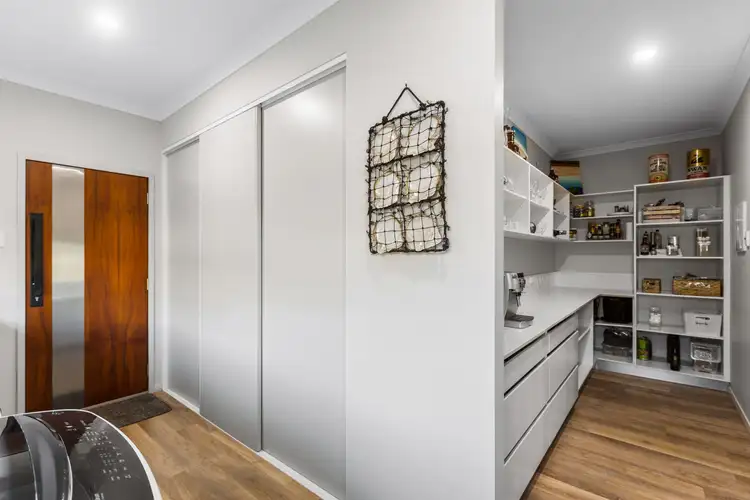 Sixth view of Homely house listing, 15 Garfu Link, Bilingurr WA 6725