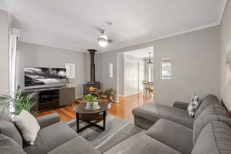 Seventh view of Homely house listing, 52 The Parkway, Bradbury NSW 2560