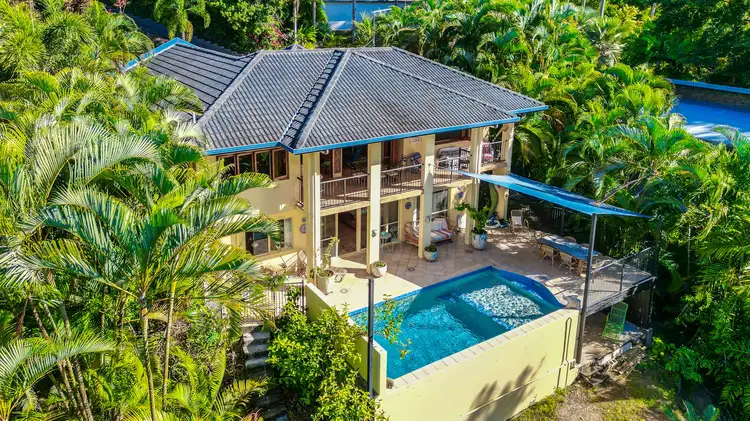 Second view of Homely house listing, 31/7 Tari Place, Trinity Beach QLD 4879