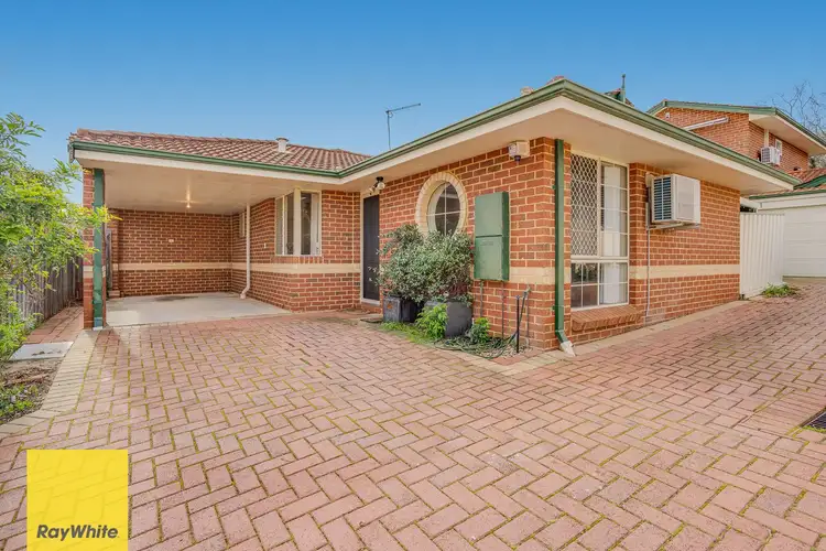 2/162 Hillsborough Drive, Nollamara WA 6061
