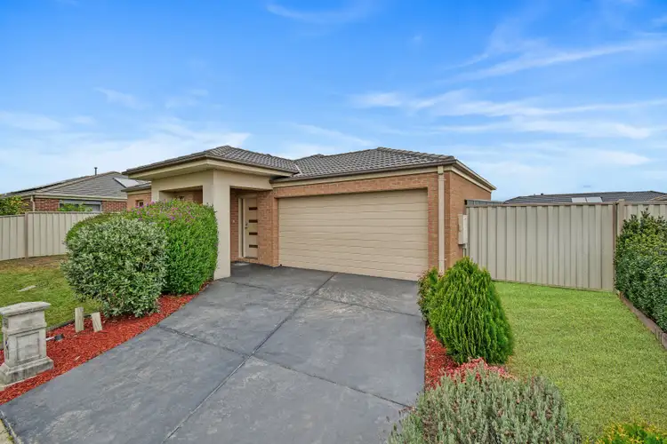 Second view of Homely house listing, 3 Victory Drive, Pakenham VIC 3810