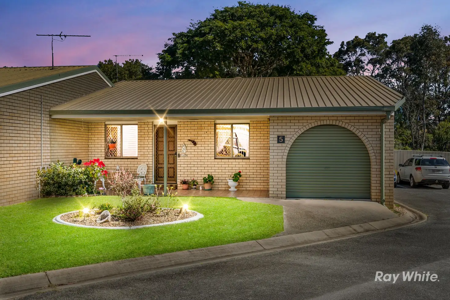 Main view of Homely townhouse listing, 5/39 Chatswood Road, Daisy Hill QLD 4127