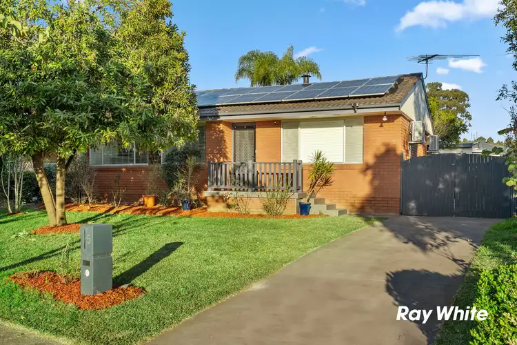 5 Rickard Road, Quakers Hill NSW 2763