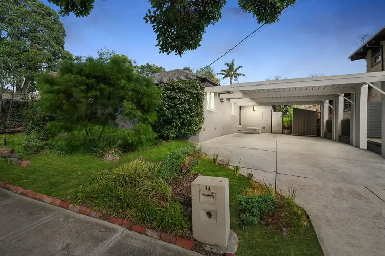 14 Benanee Drive, Frankston VIC 3199