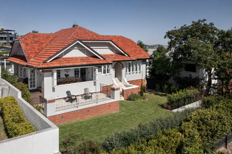 98 Norman Crescent, Norman Park QLD 4170