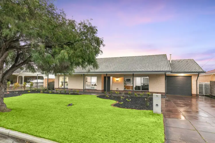 10 Dennis Drive, West Beach SA 5024