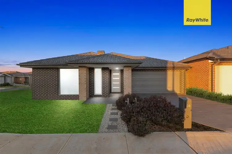 56 Bromley Circuit, Thornhill Park VIC 3335