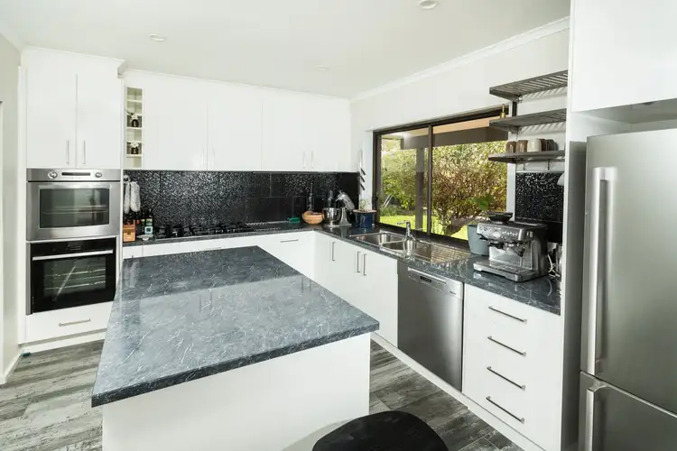 Seventh view of Homely house listing, 5 Reilly Court, Tatura VIC 3616