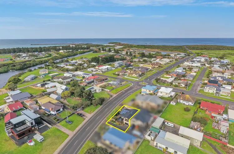 Third view of Homely house listing, 1/6 MacDonald Street, Warrnambool VIC 3280