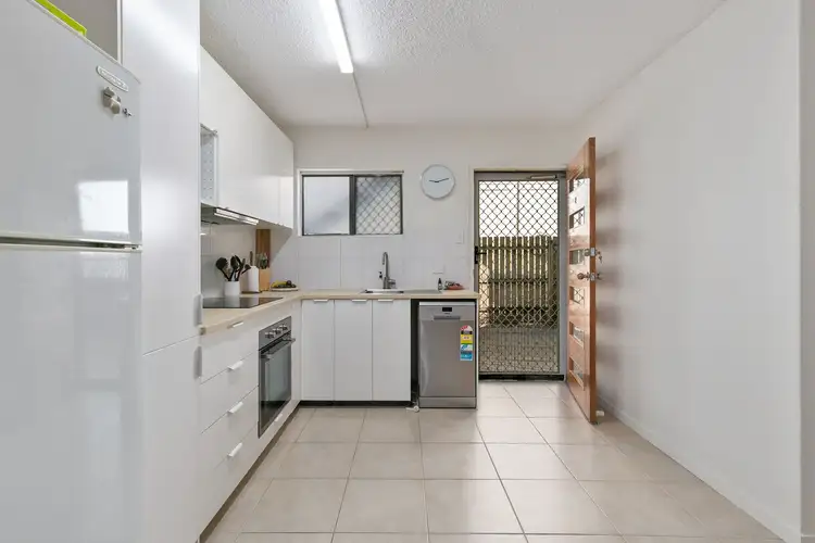 Third view of Homely unit listing, 2/42 William Parade, Fairfield QLD 4103