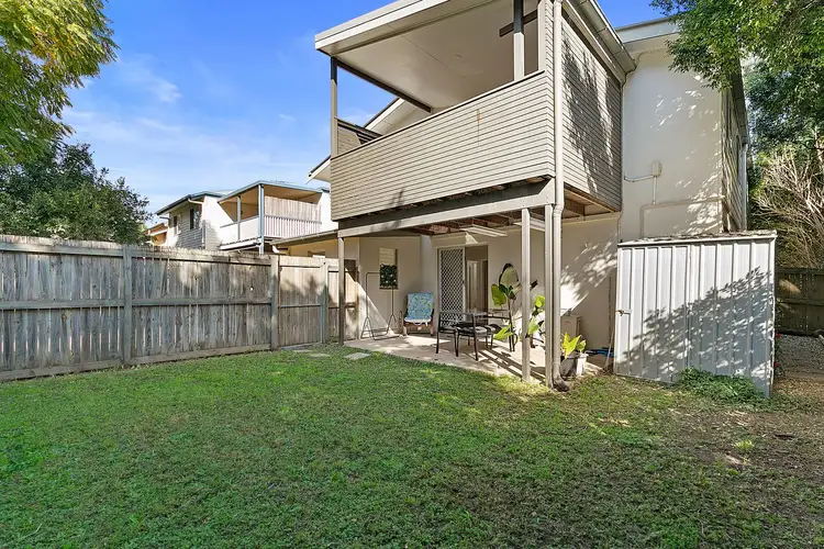 Seventh view of Homely unit listing, 2/42 William Parade, Fairfield QLD 4103